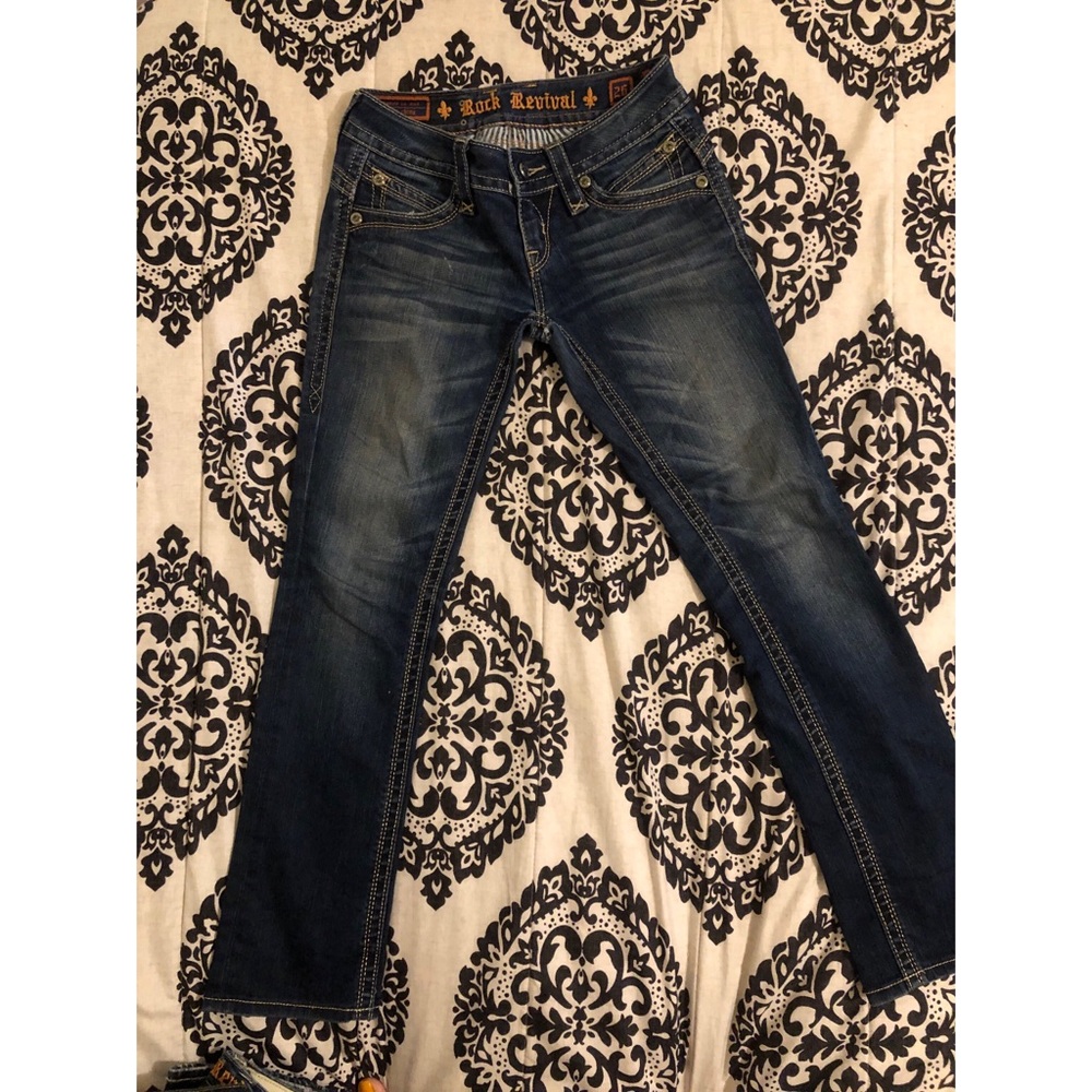 Rock Revival Jeans .
